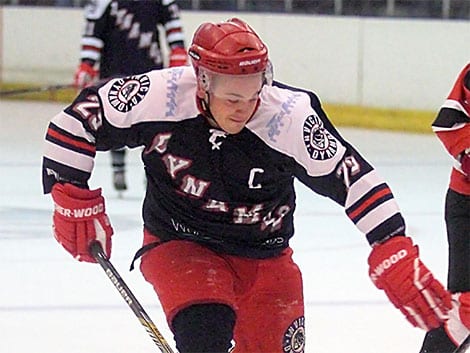 Short Mos burnt by Flames in English Challenge Cup